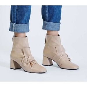 NWOT Topshop Womens Leather Side bow Marilyn Ankle Boots Size 7.5US Tan
